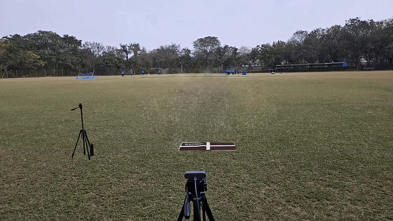 camera with calibration frame
